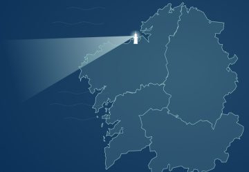 Ilustración de la web de Lítore: un faro en la costa gallega cuyo haz ilumina el mapa de Galicia